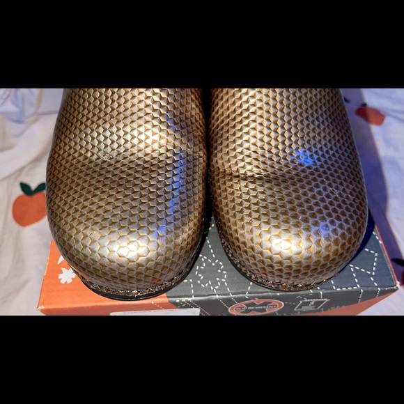 Dansko XP clogs - Picture 2 of 4